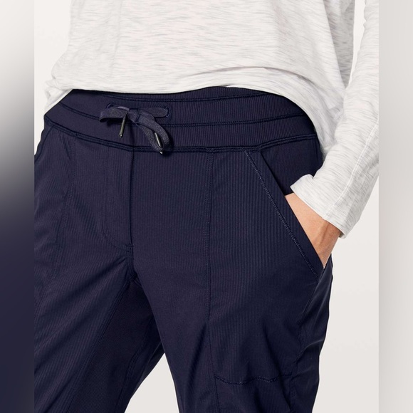 Lululemon Street To Studio Pants - Women's Size 6 - Picture 11 of 12